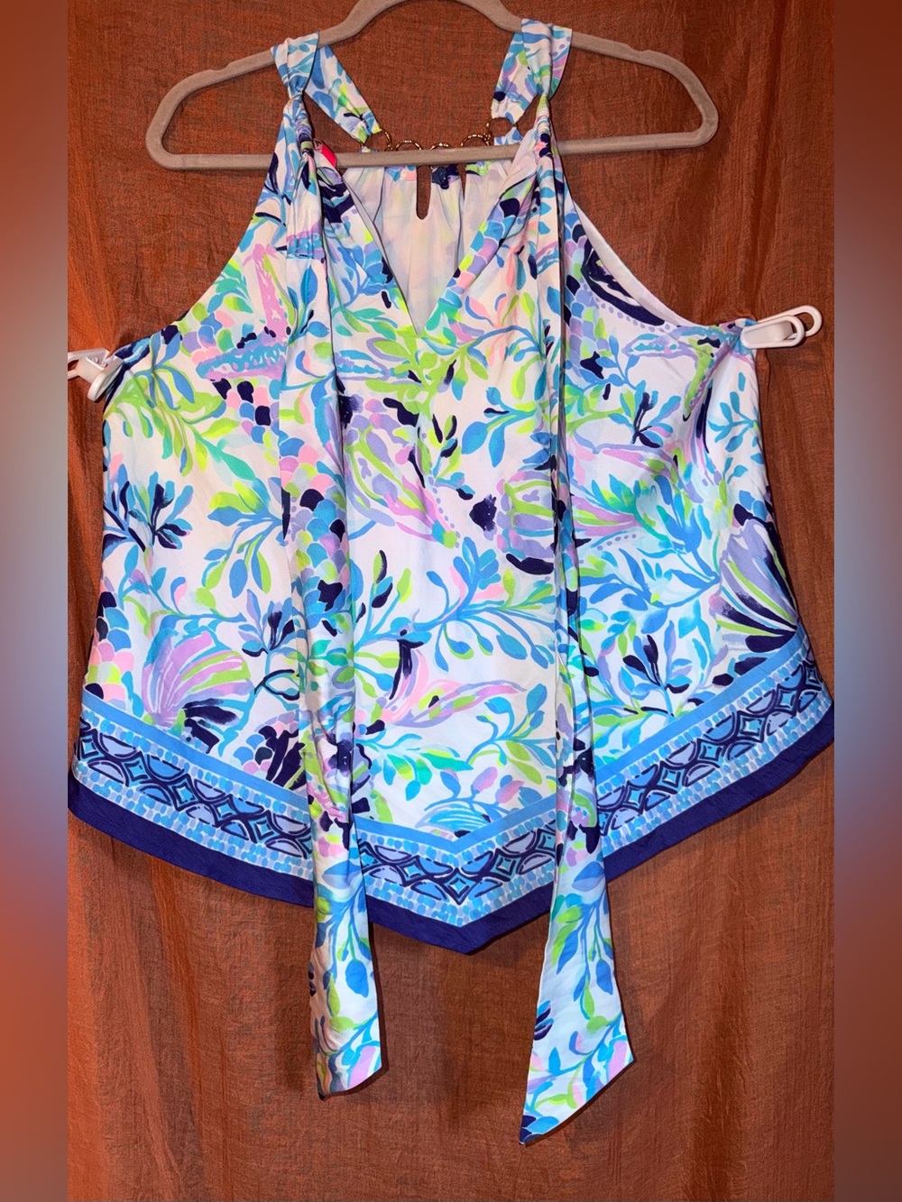 Lilly Pulitzer Julien Halter Top in Resort White
Shell Beach size XL - Picture 11 of 16